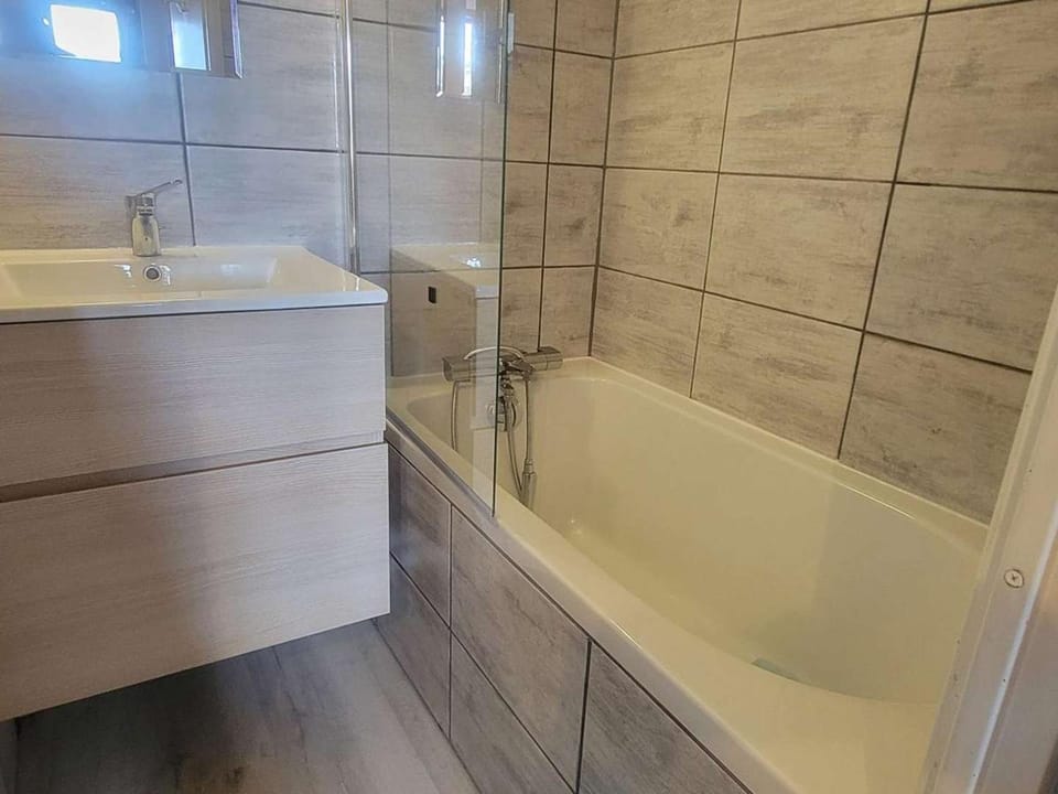 Appartement cosy pour 5 avec WIFI à Plagne Soleil - FR-1-351-274 Apartment in Mâcot-la-Plagne