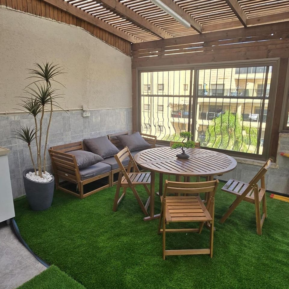 Luxury Villa in Kiryat Ata Near Haifa Apartment in Haifa District