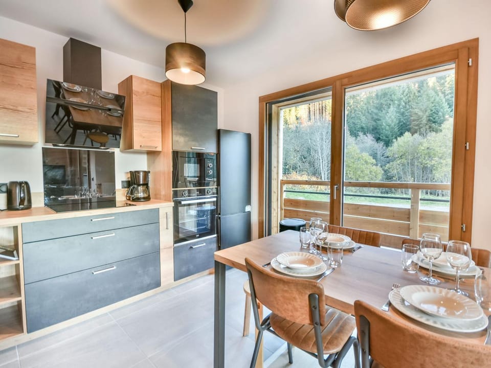 Appartement T3 avec Coin Montagne - 6 Pers - Pied des Pistes - FR-1-685-92 Apartment in Les Gets