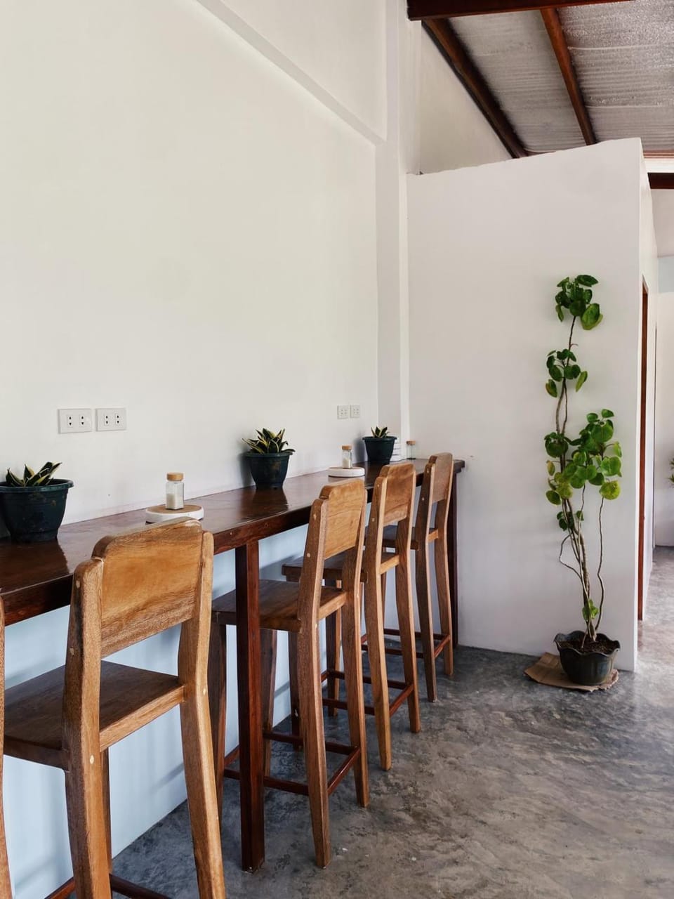 Restaurant/places to eat, Banquet/Function facilities, Dining area