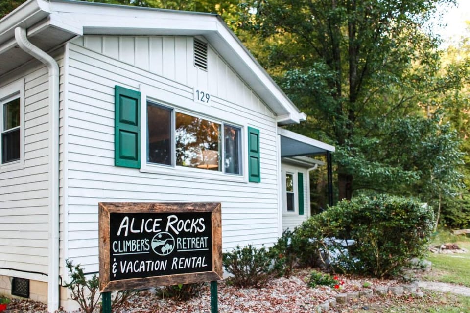 WiFi & Pets - Alice Rocks - Cave Run Lake & RRG KY House in Kentucky