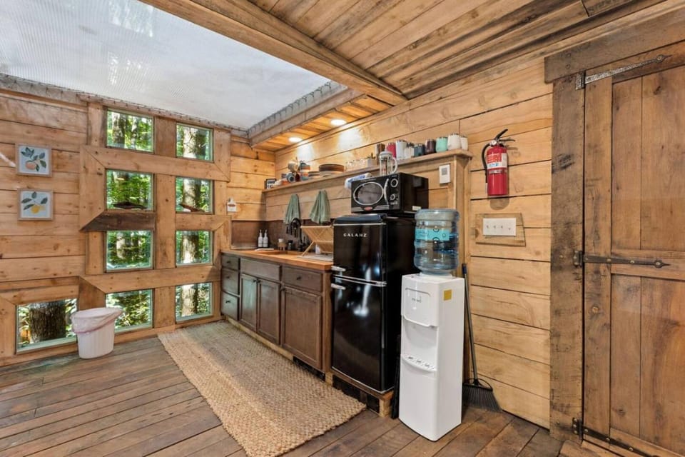 Treehouse - Amazonia - Red River Gorge KY House in Kentucky