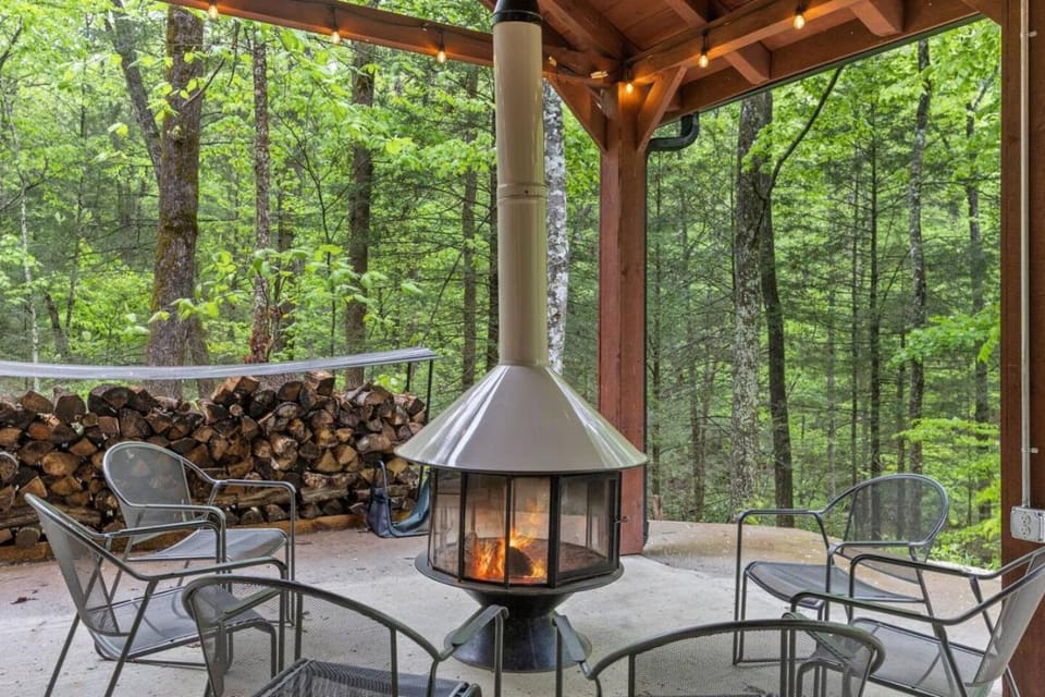 The Overlook - Camping Cabin Retreat in RRG KY Cabin in Kentucky
