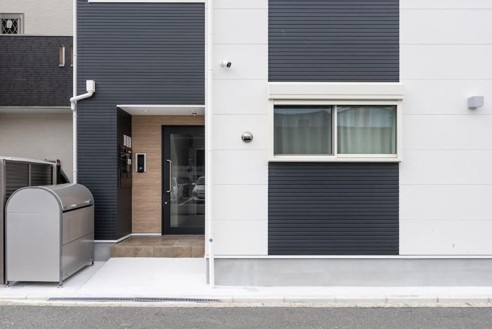 JinBase in USJ Apartment in Osaka