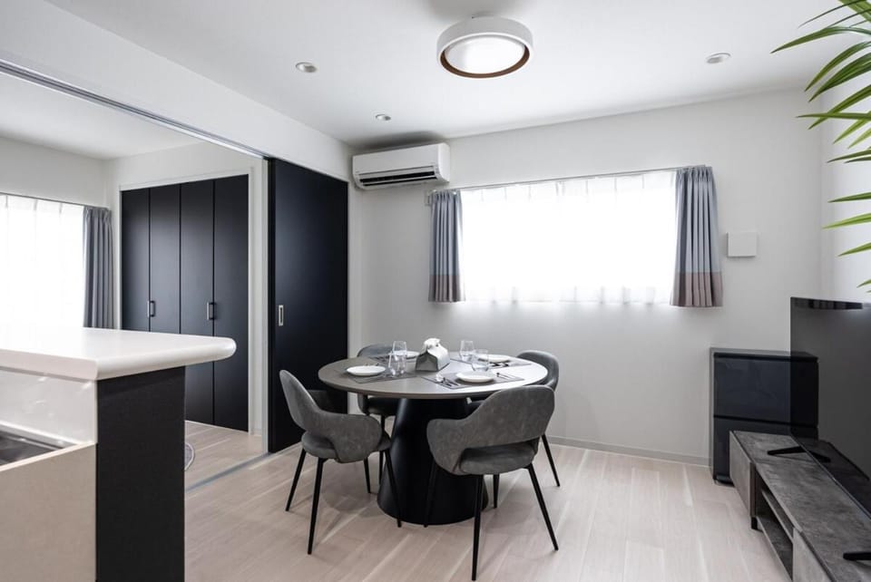 JinBase in USJ Apartment in Osaka