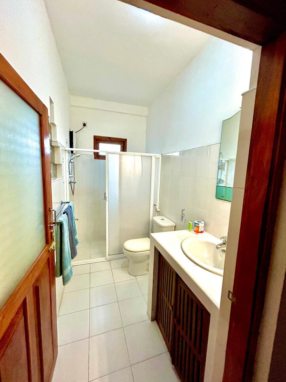 Shower, Bathroom, towels
