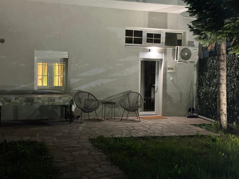 Meteora Entry Apartment in Kalabaka