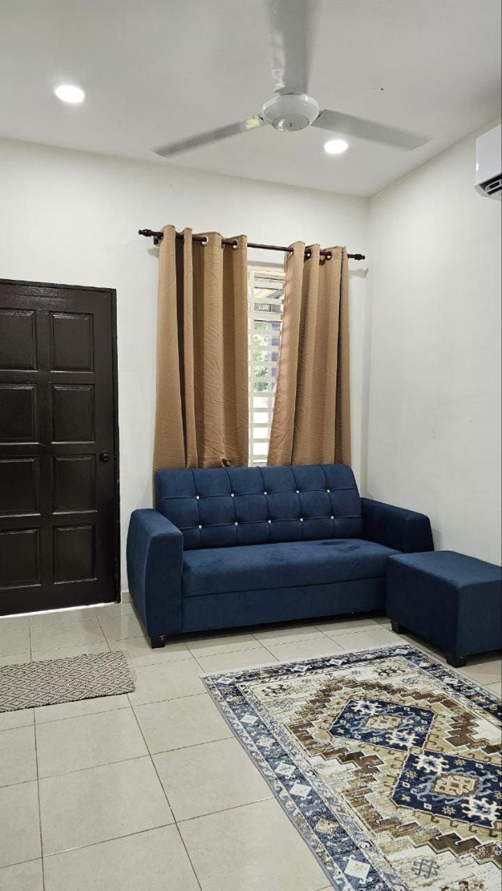 Neera Rest House House in Malaysia