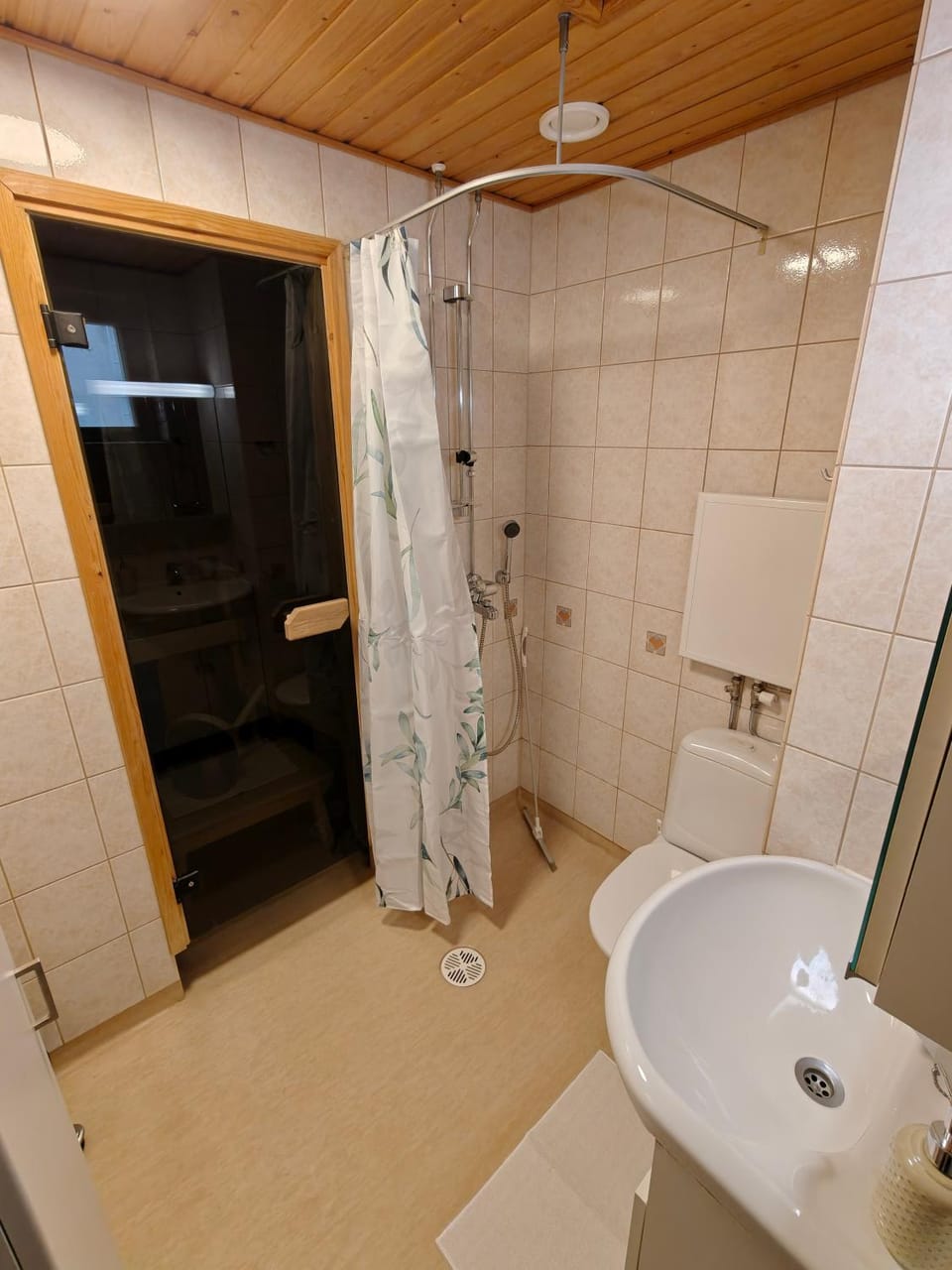 Shower, Toilet, Sauna, Bathroom