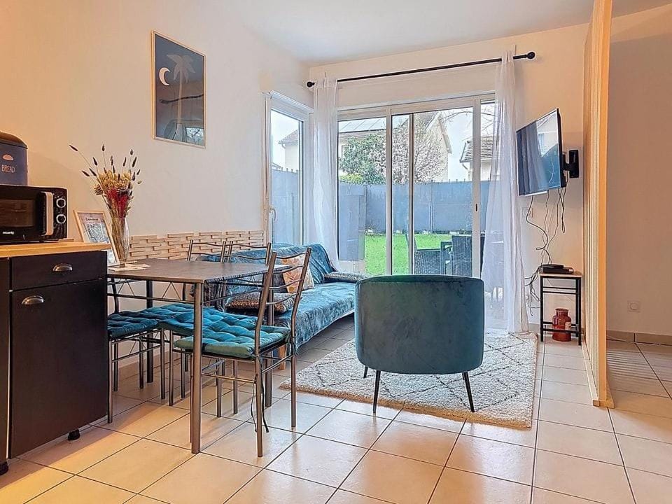 Le Faure - Appartement Centre ville et Jardin 2 personnes Apartment in Valence