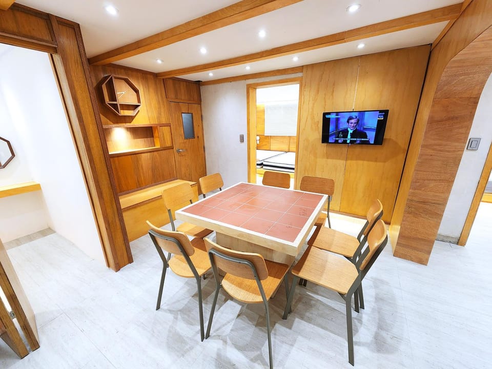 Hongdae 5min,Spacious 4BR 3BA Home Apartment in Seoul