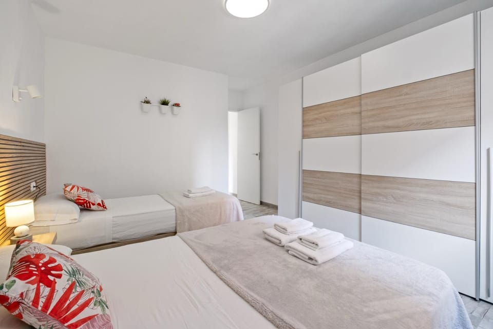 Bed, Photo of the whole room, Bedroom, towels, wardrobe