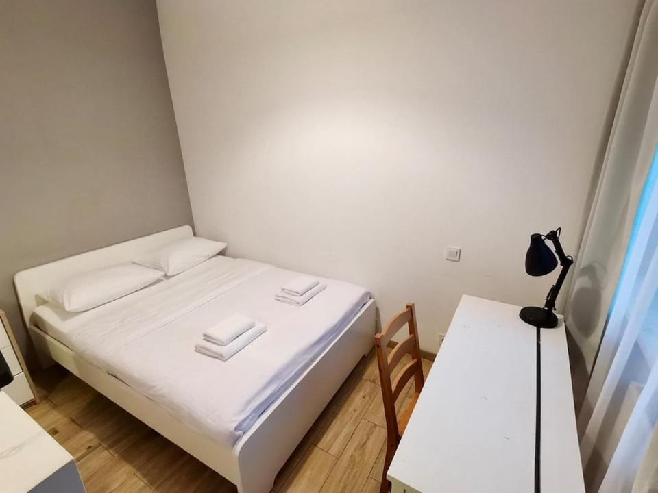 K22 Cybernetics 2F Chopin Airport Apartment in Warsaw