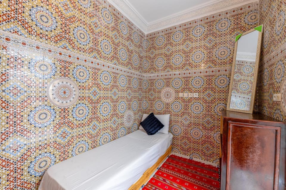 Bed, Bathroom, Photo of the whole room, Bedroom