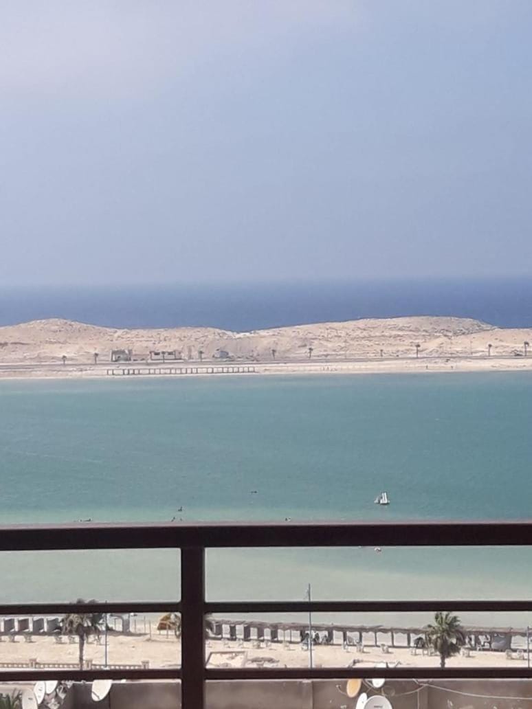 مرسي مطروح شقه مفروشه سوبر مطله علي فيو بانوراما للبحر Apartment in Egypt
