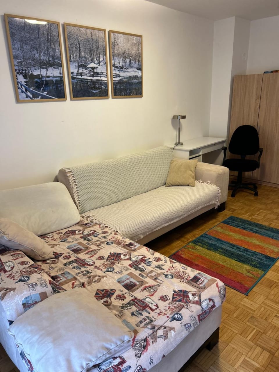 Bed, Living room, Seating area