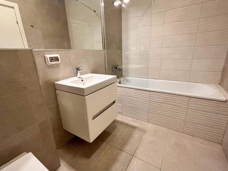Sunshine Luxury Apartment Private Parking Apartment in Cluj-Napoca