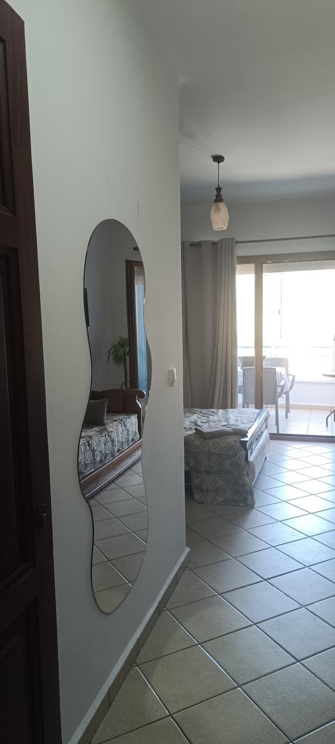 Living room, Photo of the whole room, Seating area, Bedroom