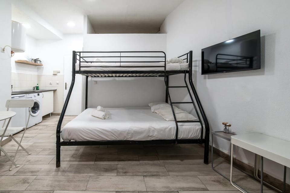 VR20I Estudio Alonso Cano Chamberi Apartment in Madrid