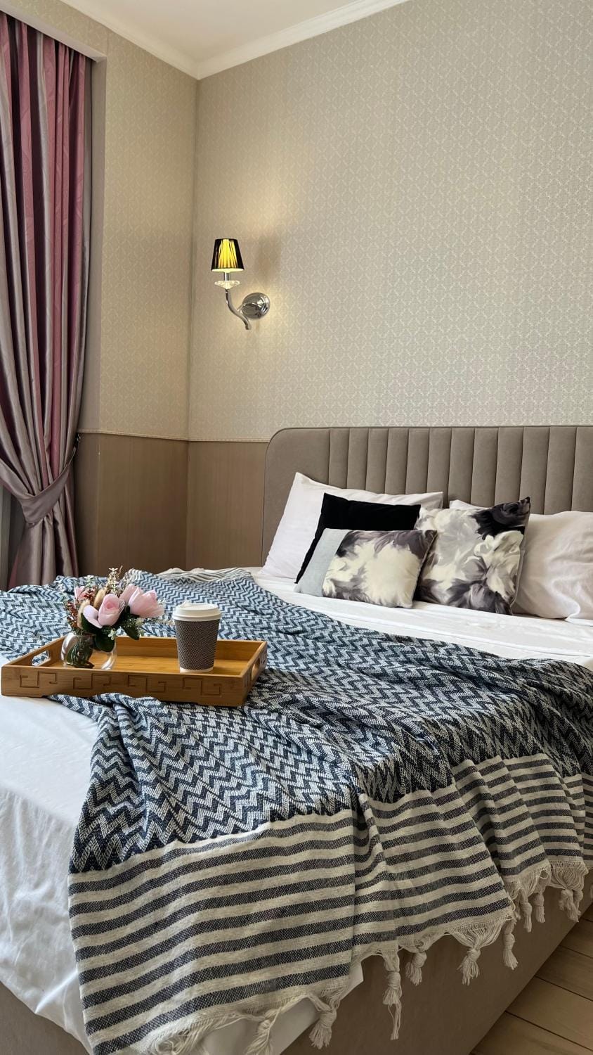 Трехкомнатная квартира рядом с Байтереком Apartment in Kazakhstan
