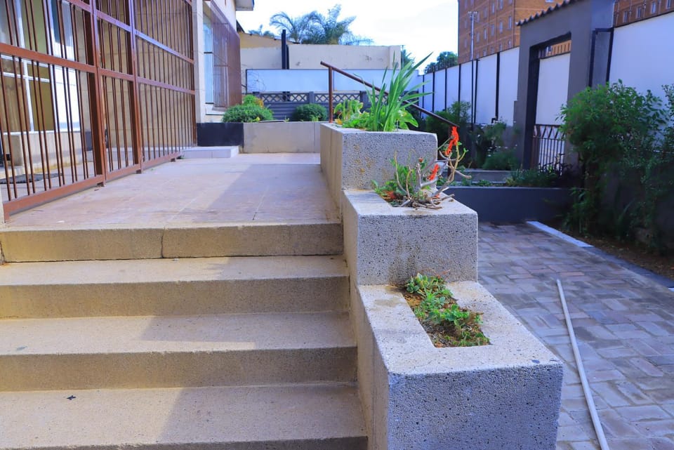 Inner courtyard view