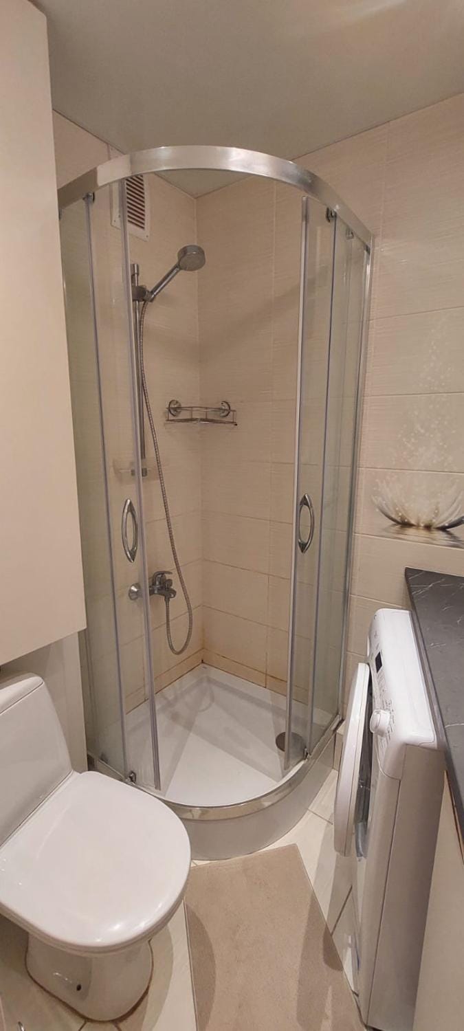 Shower, Toilet, Bathroom