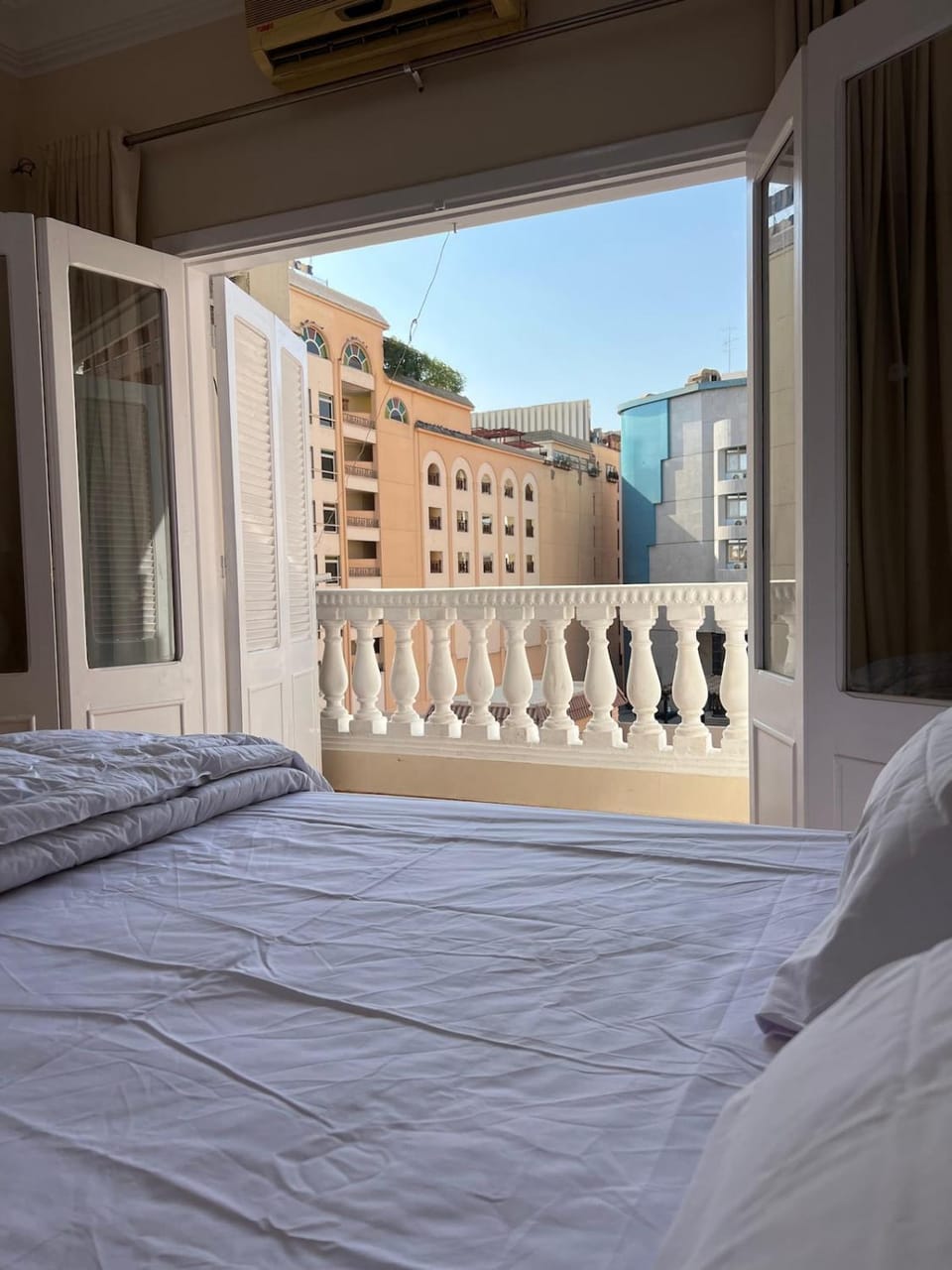 Bed, Day, View (from property/room), Balcony/Terrace, Photo of the whole room, Bedroom, air conditioner