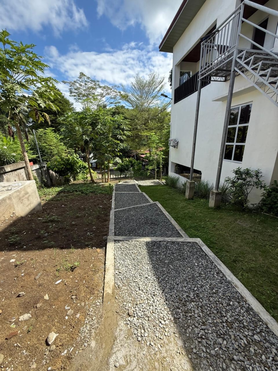 Day, Garden view