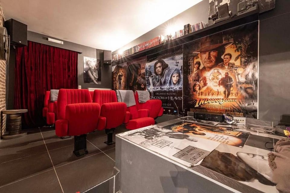 Les années platine- Rochefort House in Belgium