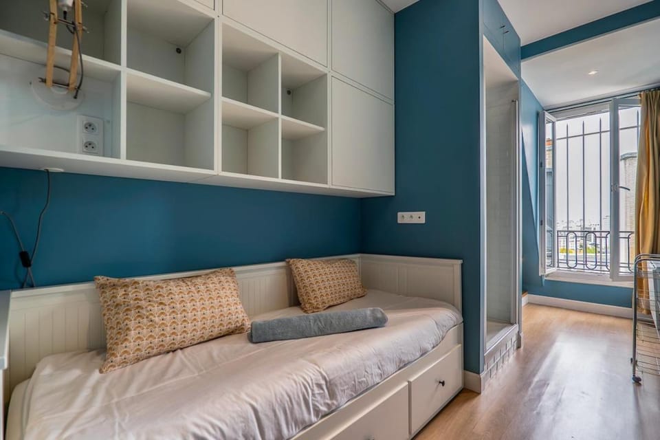 Trocadéro Eiffel Tower Mobility Lease Apartment in Paris
