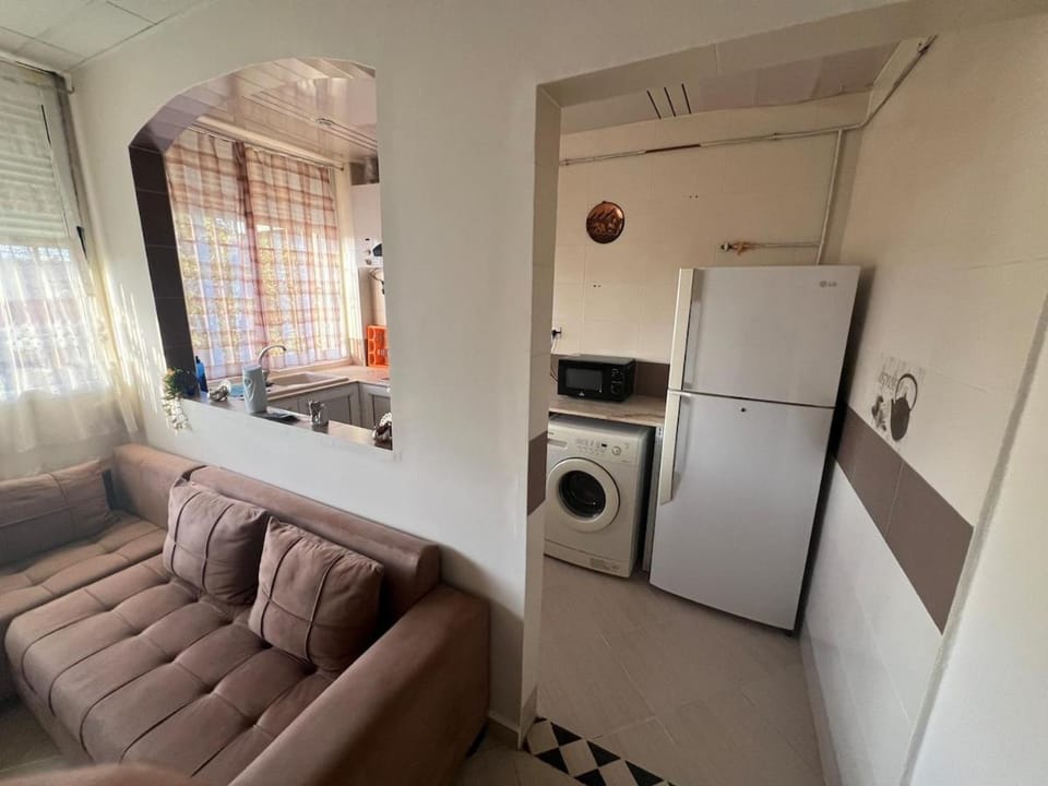 Very well located F1 studio Apartment in Algeria