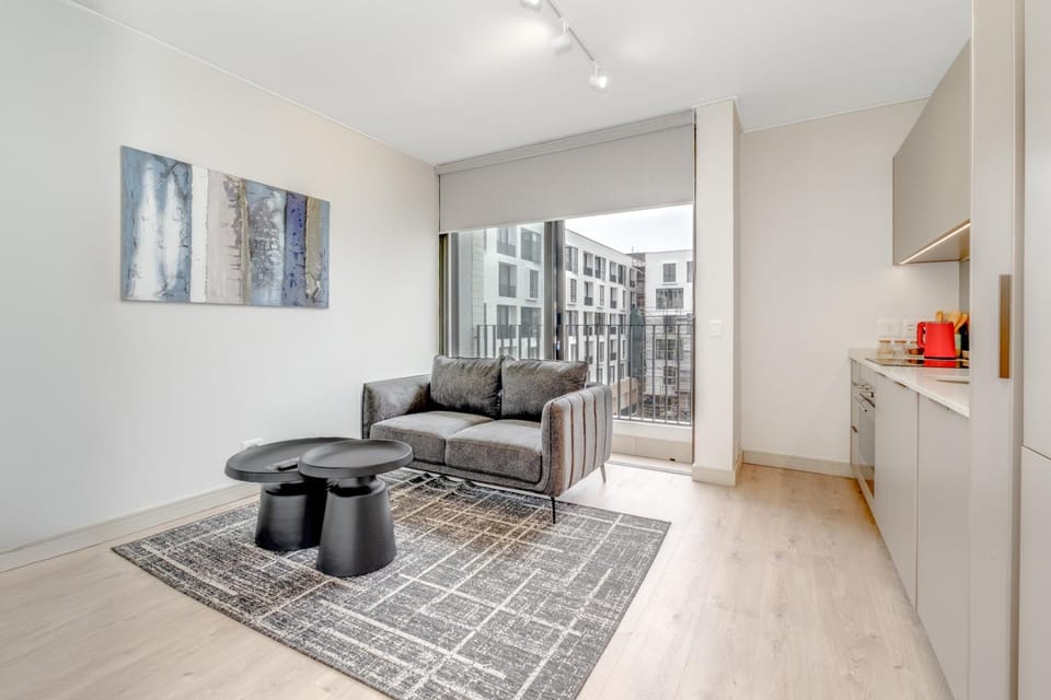 Kitchen or kitchenette, Living room, Seating area