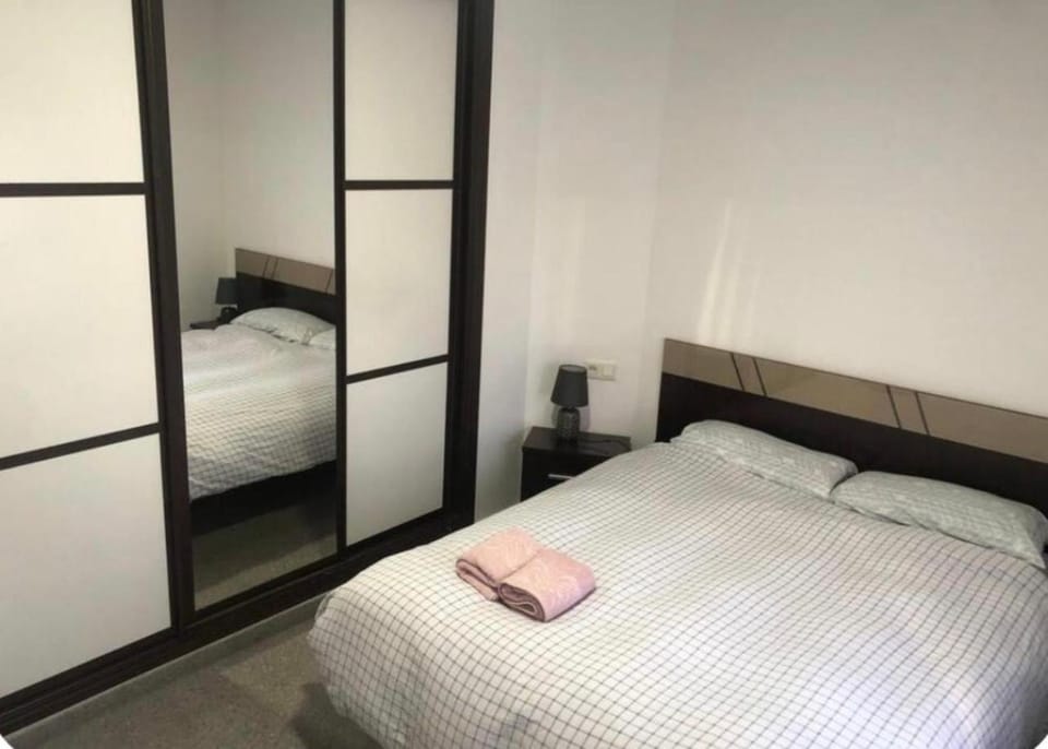 Bed, Bedroom, towels, wardrobe
