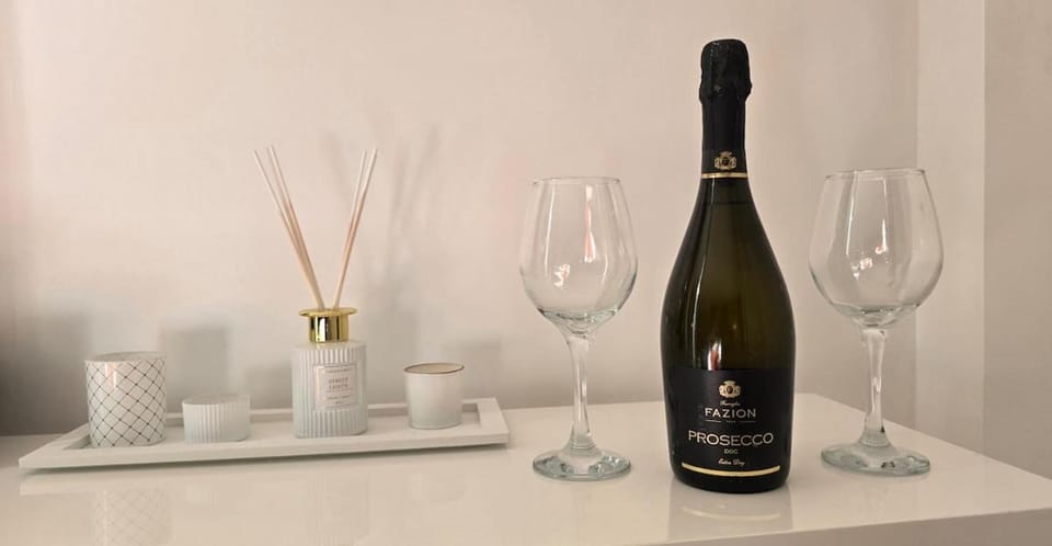 appartement indépendant rez de chaussée de villa Apartment in Mougins