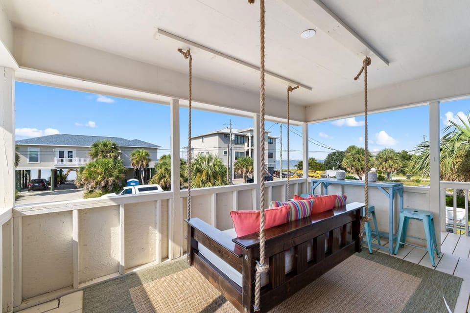 Surf Shack House in Pensacola Beach