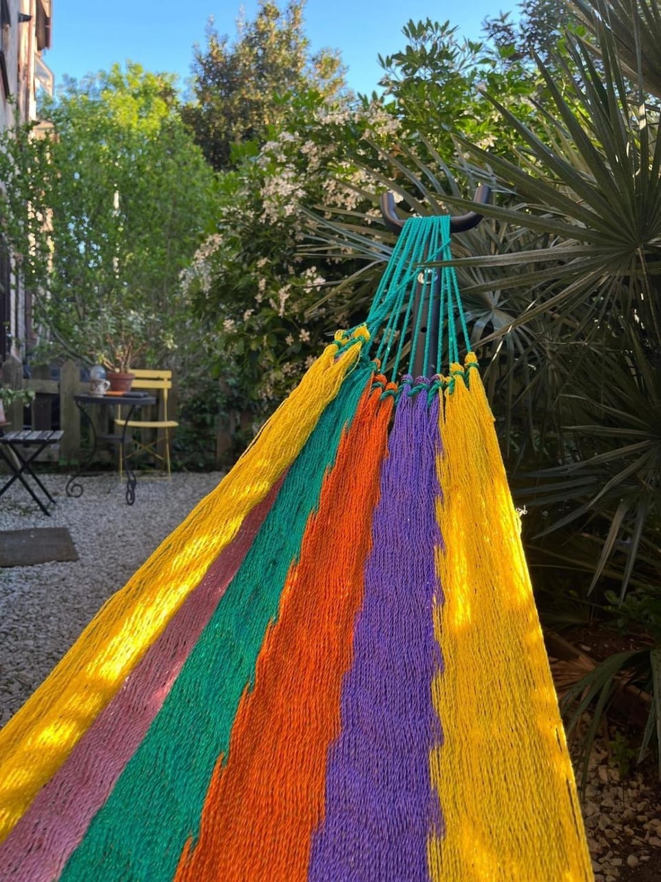 Writer's oasis garden flat in Hackney Apartment in London Borough of Hackney