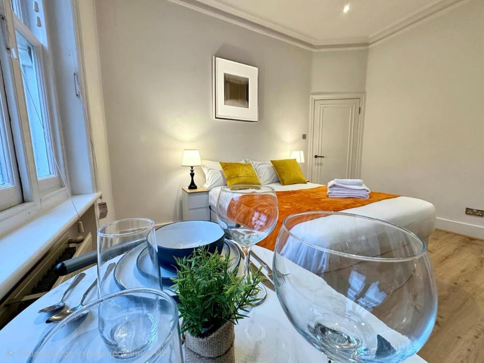 Stylish 2BR Flat Oxford Street Central London Apartment in London Borough of Islington