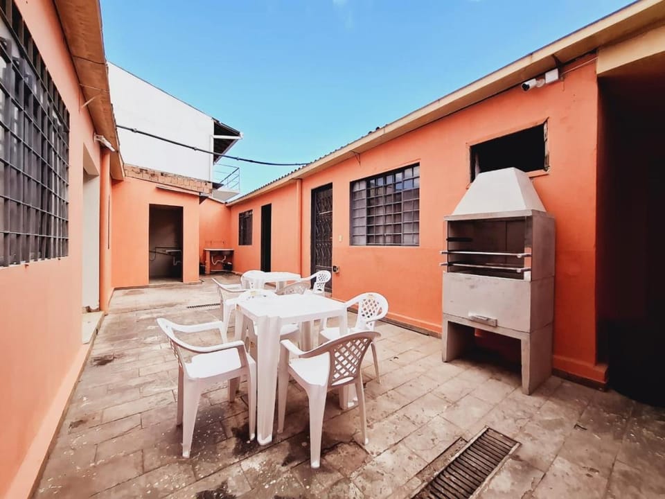 Casa 4 quartos no centro da cidade - 3 vagas de garagem House in Campo Grande