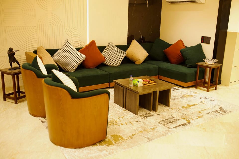 Living room, Seating area