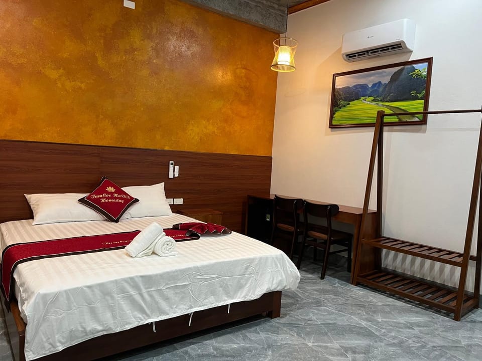 Tam Coc HaVi's Hotel - Restaurant Hotel in Laos