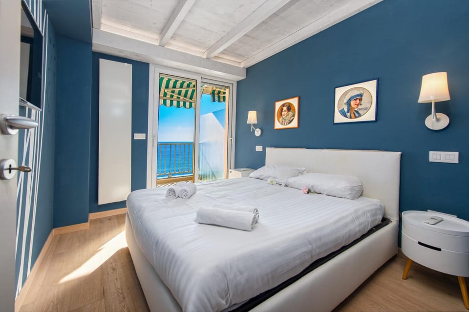 Appartement élégant face à la mer - tout équipé Apartment in Roquebrune-Cap-Martin