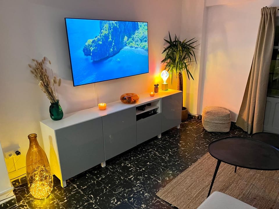 TV and multimedia, Living room