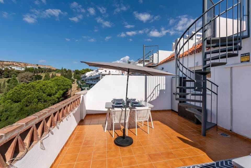 Apartment with Terrace and Rooftop in Casares Costa Apartment in Costa del Sol