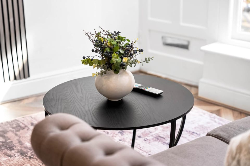 Living room, Seating area
