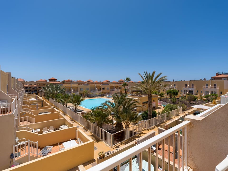 Day, Natural landscape, View (from property/room), Balcony/Terrace, Pool view
