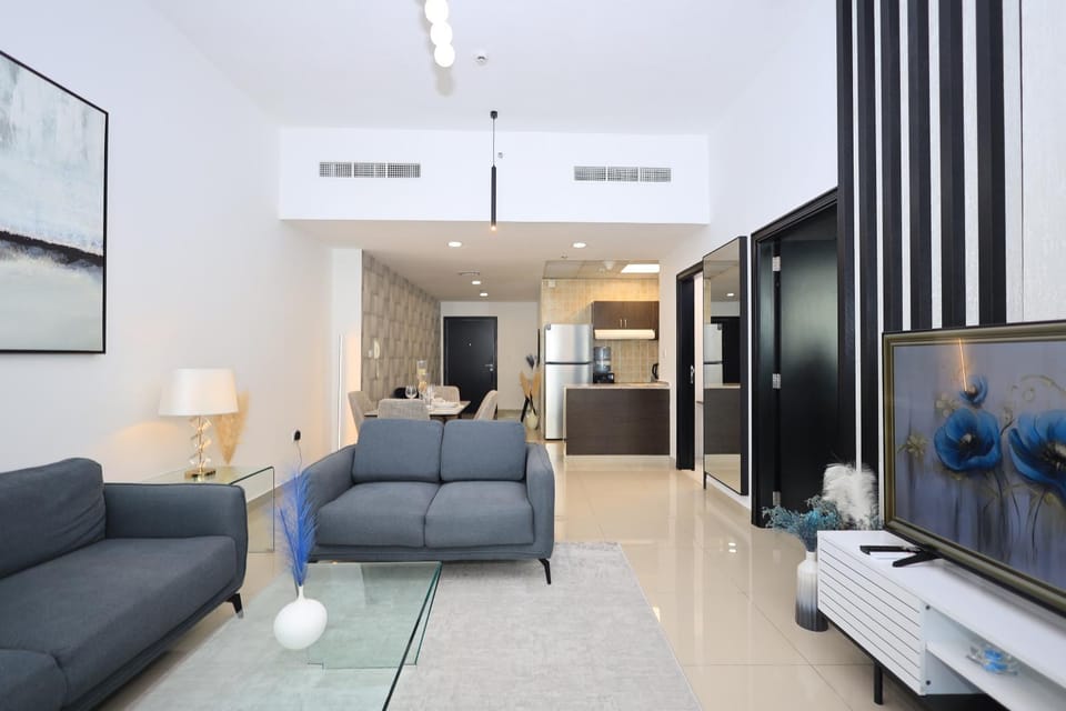 TV and multimedia, Living room, Seating area, air conditioner