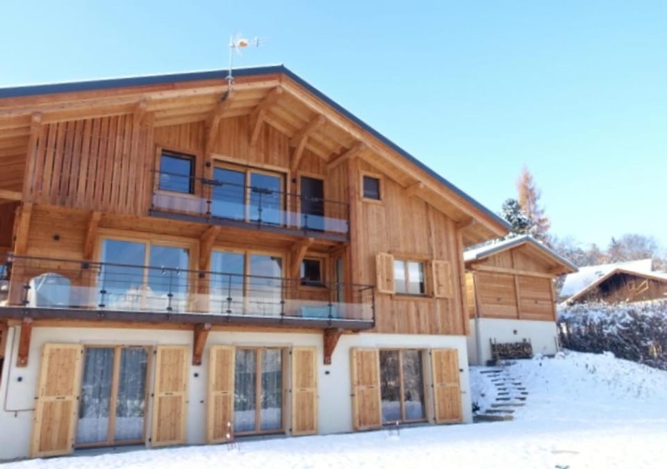 Property building, Winter