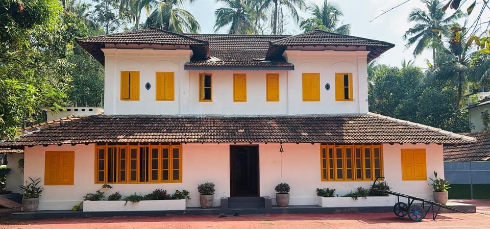 Idanazhi the corridor Bed and Breakfast in Kozhikode