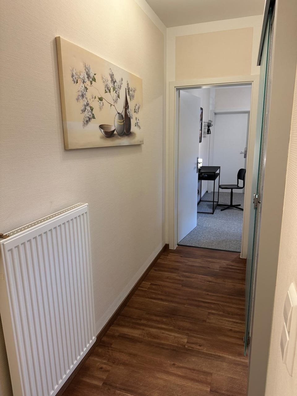 Seating area, internet