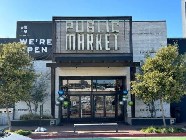 Waterfront Apartment Minutes to San Francisco Apartment in Emeryville